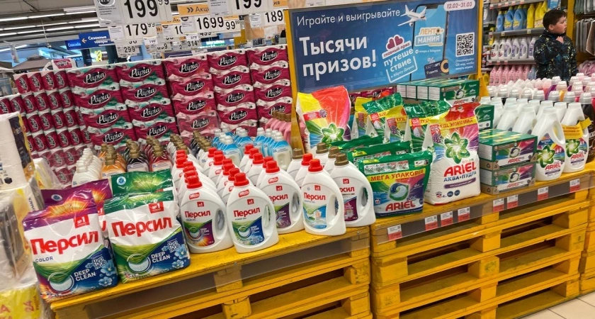 Не бьют по карману, а стирают даже лучше элитных: 5 лучших стиральных порошков по версии Роскачества