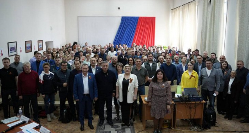 Губернатор Иркутской области обсудил с жителями Киренского района ремонт дорог и состояние соцсферы