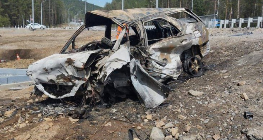В Иркутской области подросток на Toyota съехал с трассы и попал в больницу