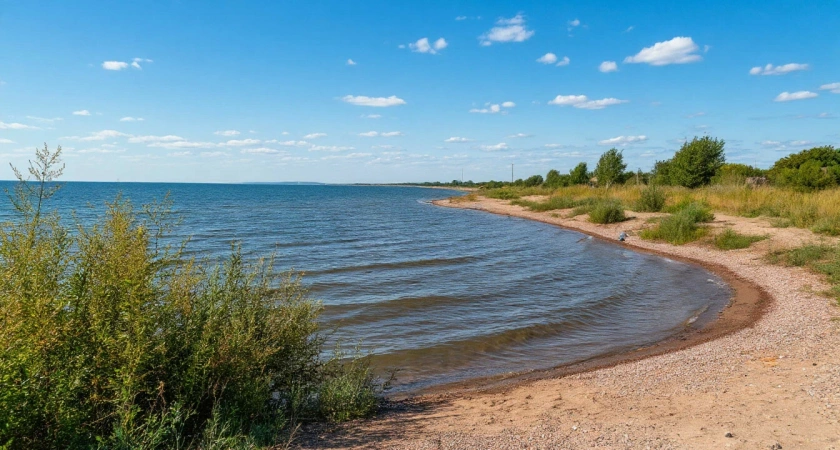 Пляжи без людей и цены, как в СССР: россияне выбрали новый курорт с чистым морем