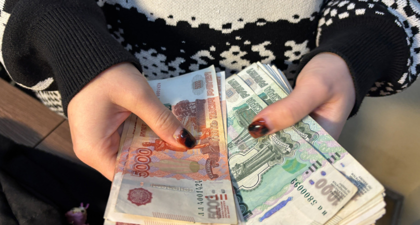 Иркутянка отдала мошенникам 30 миллионов рублей, продав жилье и машину