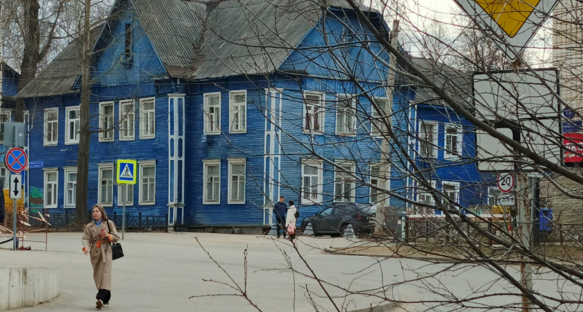 От запаха «старости» не останется и следа: имейте в виду это средство для обработки пола и стен