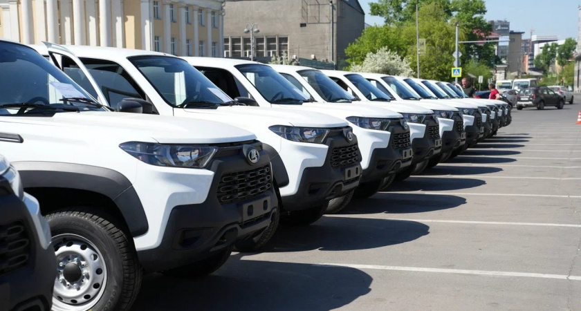 47 новых автомобилей "Нива" отправлены в районные больницы Иркутской области