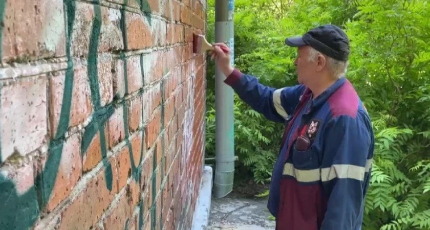 В Иркутске начнут штрафовать за нанесение тегов на здания
