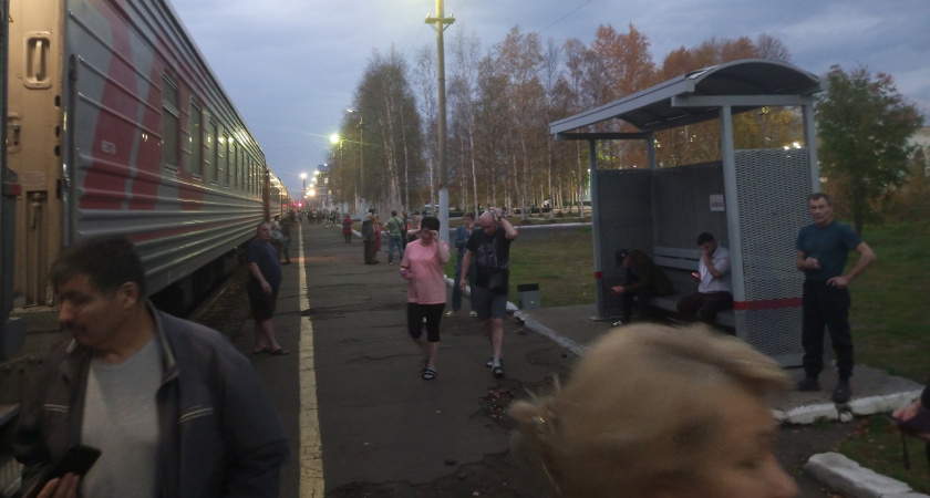 Люди в ярости сдают свои билеты - в поезде теперь полностью запрещено - как этим летом будут передвигаться пассажиры РЖД