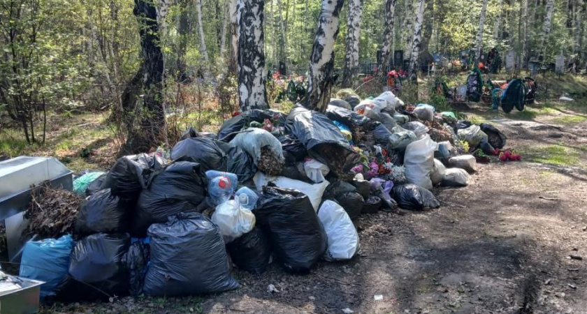 Прокуратура заставила убрать мусор с кладбища в Иркутском районе
