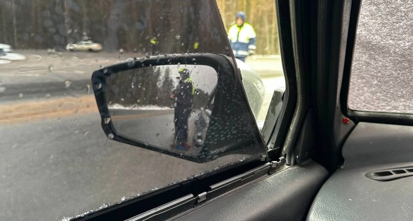Какие 3 документа ГАИ не имеет права требовать у водителей и как законно обосновать свой отказ инспектору: ответ юриста