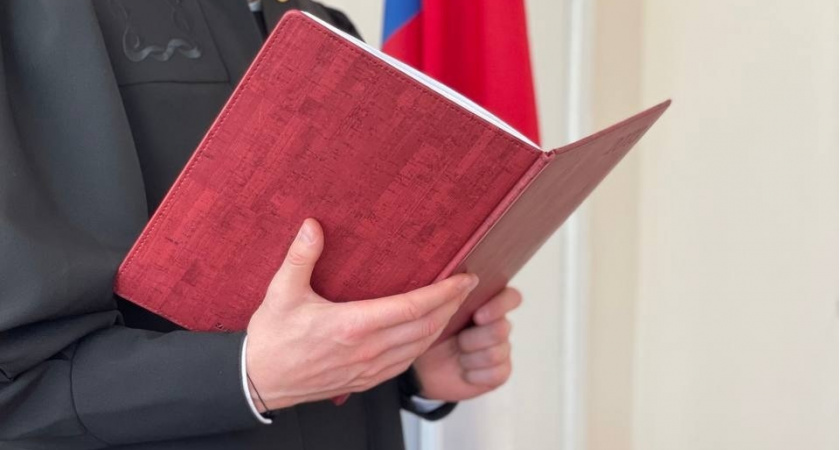 Иркутянин взыскал с жительницы 176 тысяч рублей за ущерб от потопа