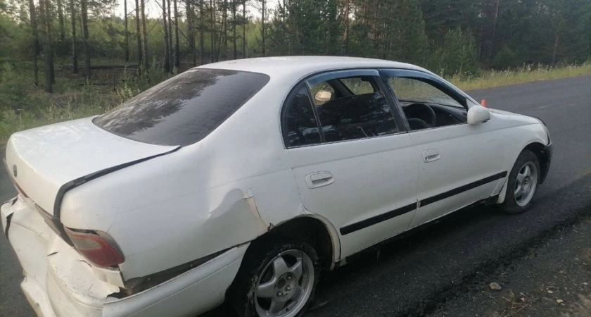 В Иркутской области водитель Toyota Corolla погиб в ДТП из-за потери управления