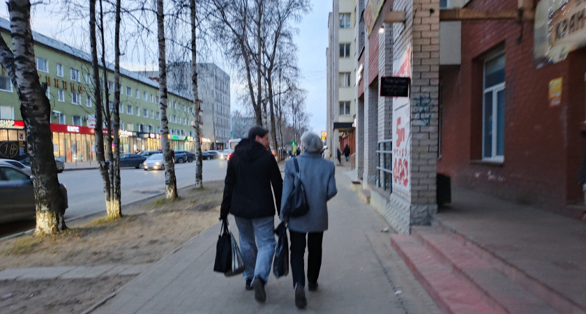 Указ готов. Пенсионеры, у которых пенсия меньше 32 577 рублей, будет начислена приятная денежная выплата