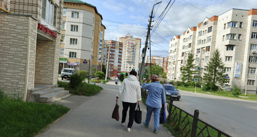 Пенсия вырастет дважды: россиянам объяснили, кому ожидать увеличенную выплату уже в июле - составлены списки