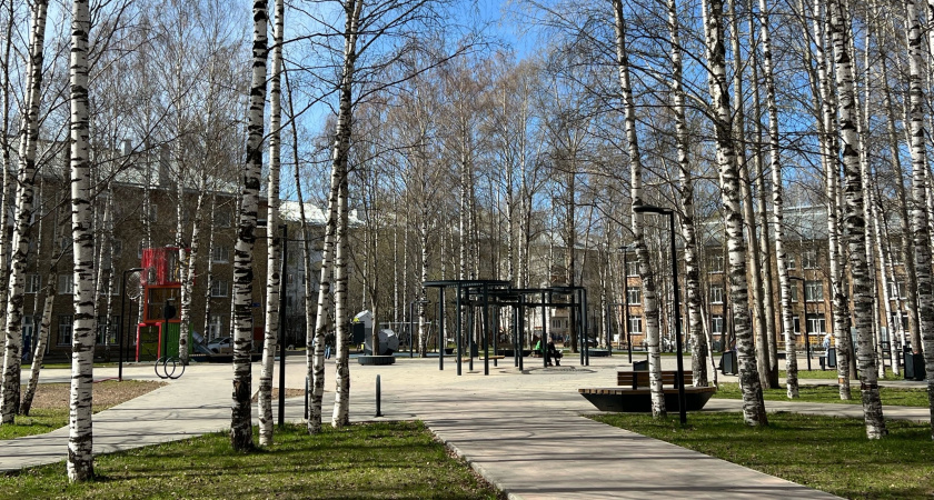 В центре Иркутска устанавливают гигантские спичечные коробки с городскими пейзажами