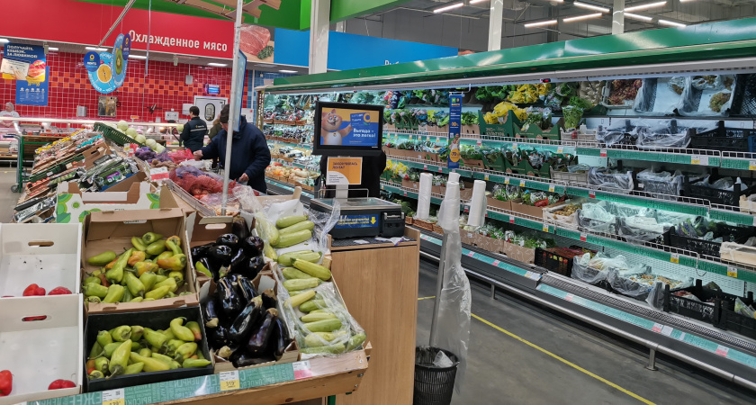 В Иркутской области за полгода изъяли из продажи более 1,7 тонны фруктов и овощей