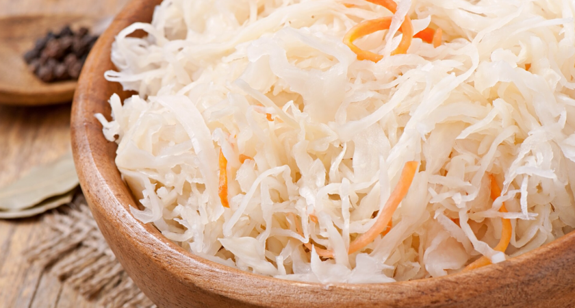 Квашу капусту без горечи: вот как добиться идеального вкуса и хруста — проверенные методы