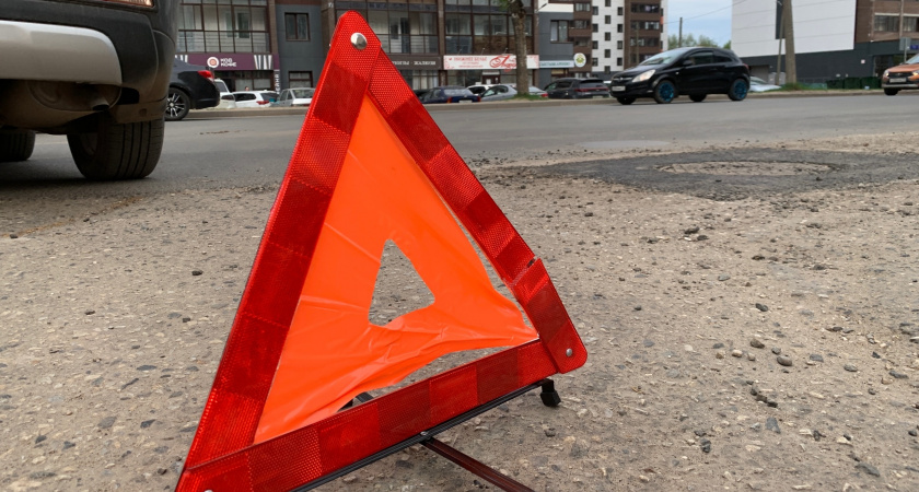 В Иркутской области подросток наехал на инспектора ДПС во время погони