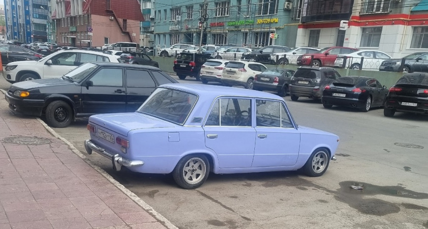 Названы 3 советских автомобиля, которых стыдились даже сами владельцы
