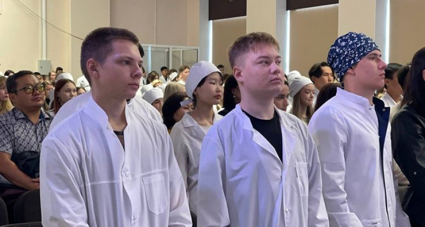 Более 360 студентов поступили на целевые места по медспециальностям в Иркутской области
