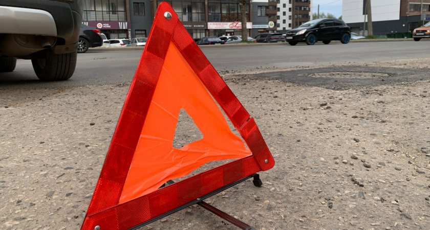 В Иркутской области женщина погибла в ДТП с мотоциклом и коровой