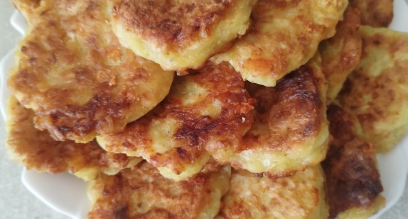 Если дома есть тёрка и колбаса: Научила всех подруг готовить такой вкусный завтрак – полезно и просто