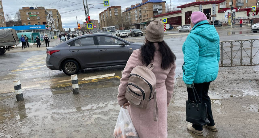 12 маленьких привычек, которые многое могут рассказать о вас. О чём говорит ваш почерк и походка
