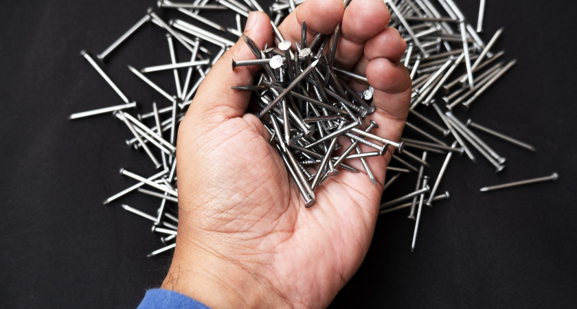 По какой причине в США пользуются гвоздями, а не саморезами: что они знают, чего не знаем мы?