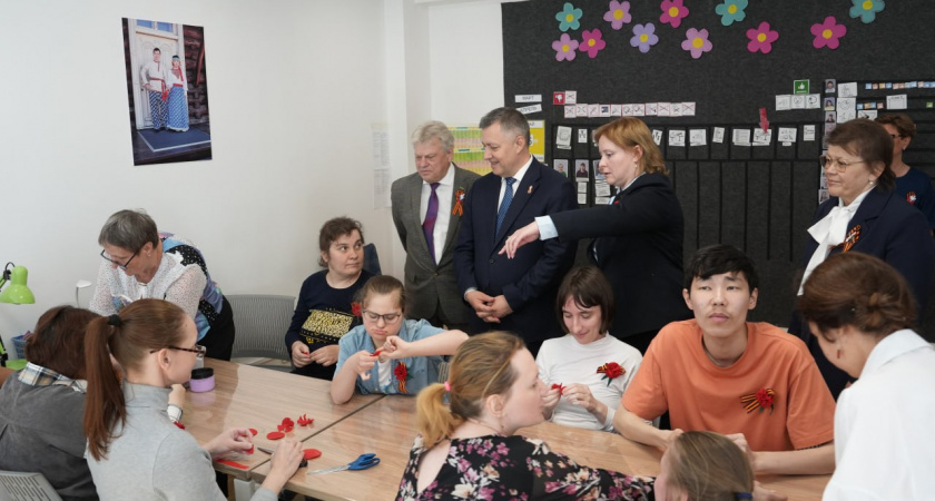В Приангарье укрепляют систему поддержки семей с особыми детьми: новые выплаты и комплексные сервисы