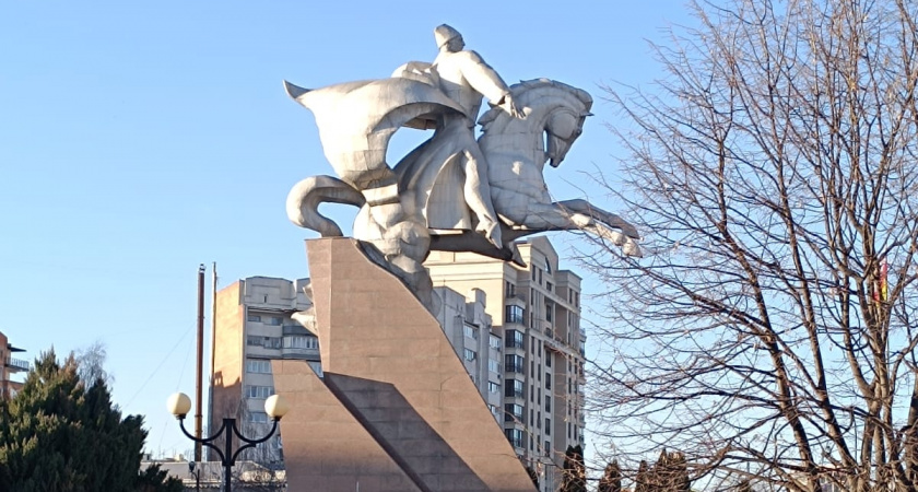 Никогда не бери деньги в долг, и почему чужое несчастье не болит: мудрость древних греков