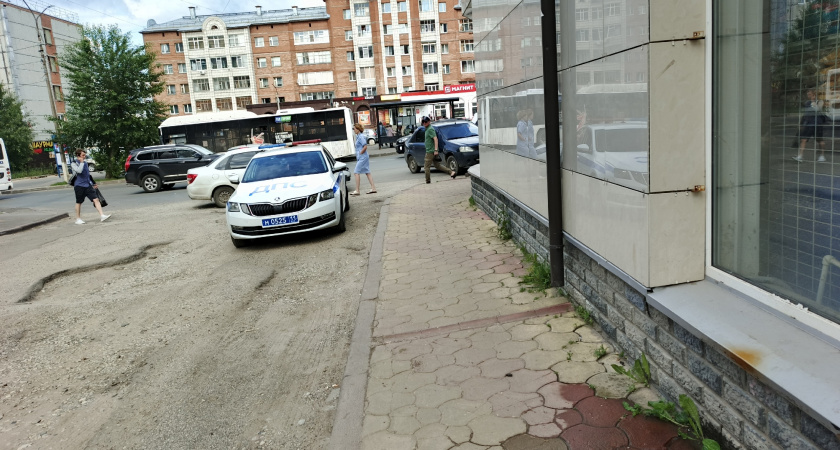 «Один аргумент и ДПСника след простыл»: Объясняю что делать, если инспектор хочет выписать штраф за непристёгнутых задних пассажиров