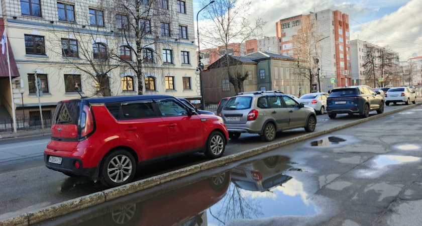 "Верховный суд поставил точку": чьи права на парковку во дворе в приоритете