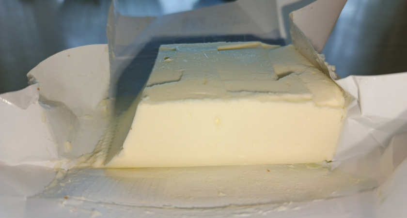 Уверенно покупайте 4 пачки - внутри только отборные сливки: Роскачество назвало отличные марки сливочного масла