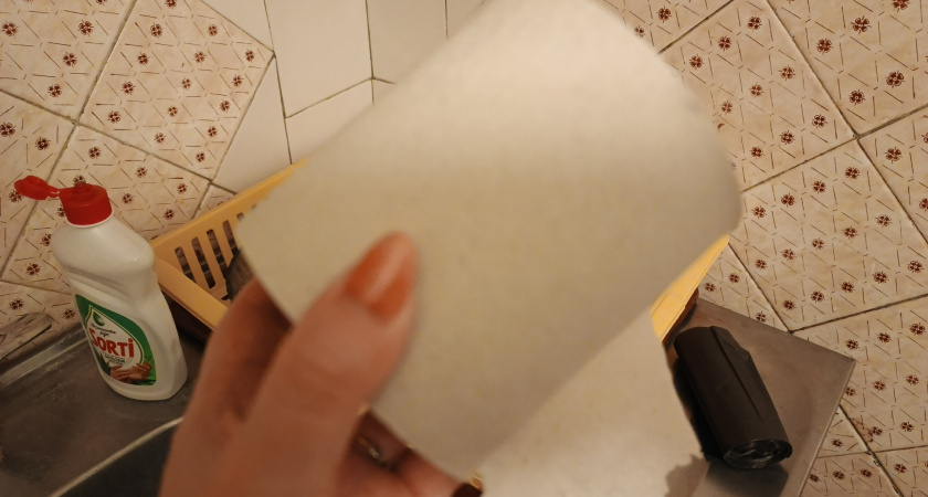 Беру туалетную бумагу, сахар и уксус - и тараканы разбегаются кто куда: от прусаков и след простыл