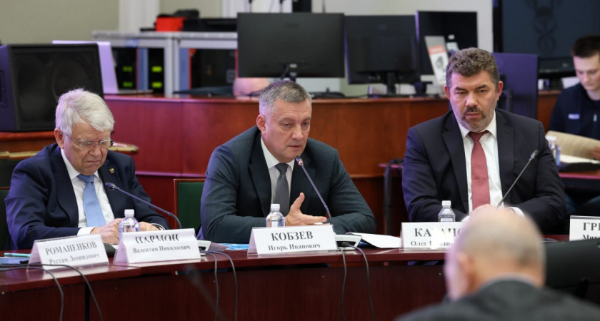 Губернатор Игорь Кобзев предложил восстановить порт Осетрово в Усть-Куте на федеральном уровне