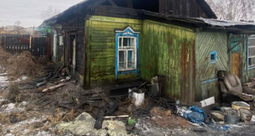 Неправильная утилизация золы привела к пожару в Иркутской области