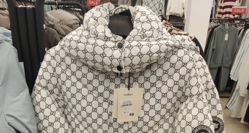 Как быстро очистить воротник, рукава и карманы пуховика без стирки — простой метод, который реально работает, даже стиралка не нужна