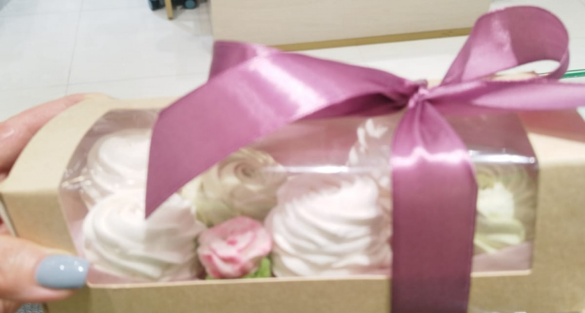 Всегда добавляю это к новогодним подаркам: просто, недорого - а радости море