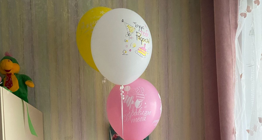 19 полезных подарков на Новый год для бабушки и дедушки с заботой: они точно этого не ожидают