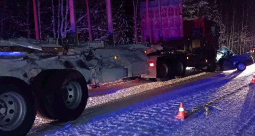 Семейная пара погибла в лобовом ударе с фурой