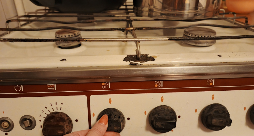 С началом зимы ввели новые требования к владельцам газовых плит в квартирах: что важно знать