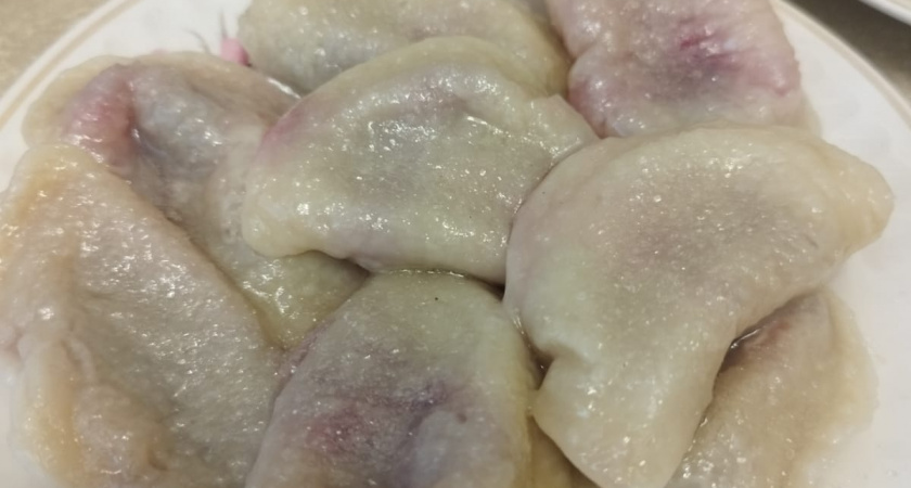 3 хитрости для теста на пельмени без яиц и лишних хлопот - получается тонкое и легкое, словно пух. Вкусно и красиво