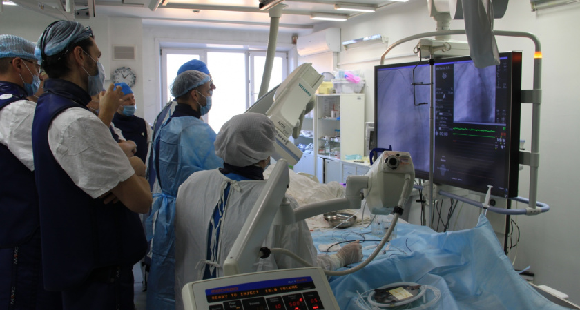 В Иркутской областной больнице внедряют передовые малоинвазивные методики для лечения детских пороков сердца