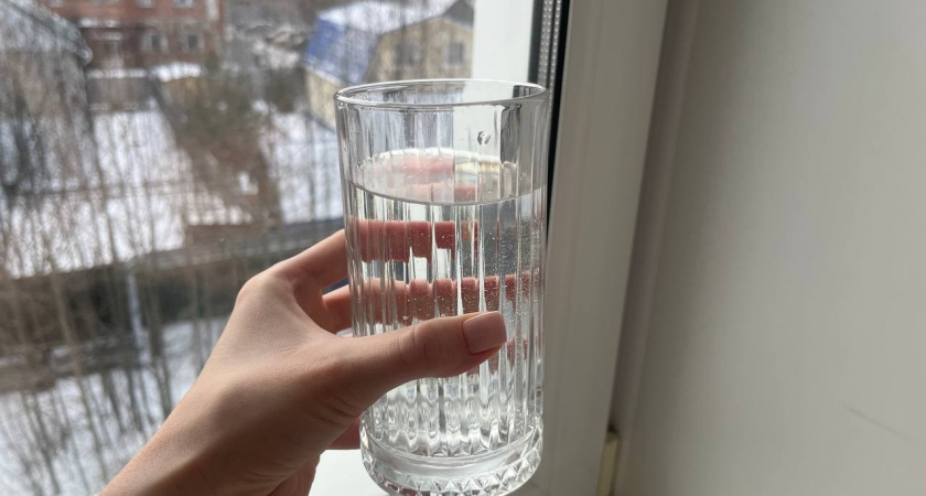 Легкий способ убрать слой клея от наклейки с посуды и не только