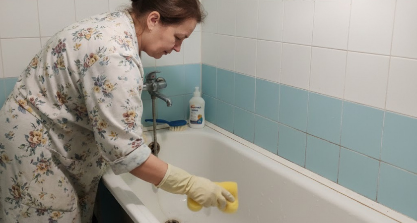 2 ложки на губку - и через 5 минут ванна белее облачка: ни желтого налета, ни ржавчины - сияет даже в темноте