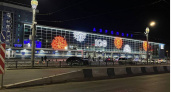 Иркутский аэропорт украсили к 9 Мая