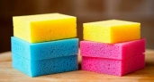 Средства для мытья посуды стало тратиться в 3 раза меньше — я просто выбросила все губки и нашла лучшую альтернативу