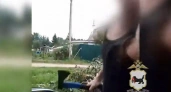 В Иркутской области бывший муж с топором набросился на машину экс-супруги