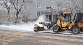 В Иркутске развернулись активные работы по ликвидации последствий снегопада
