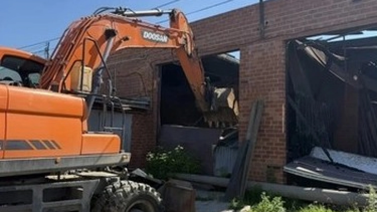 В Иркутске при сносе незаконных построек обнаружили подпольную майнинг-ферму