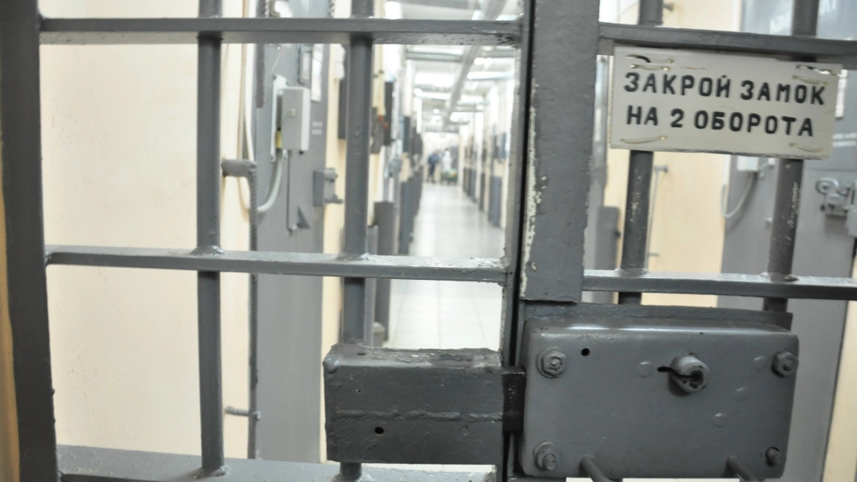 В Иркутске отец и сын получили 22 года колонии на двоих за убийство посетителя кафе