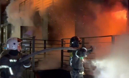 В Иркутске ликвидировали пожар в гостиничном комплексе