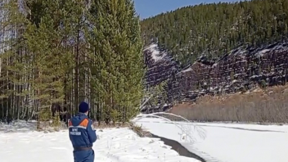 В Иркутской области на реке Нижняя Тунгуска проводят взрывные работы